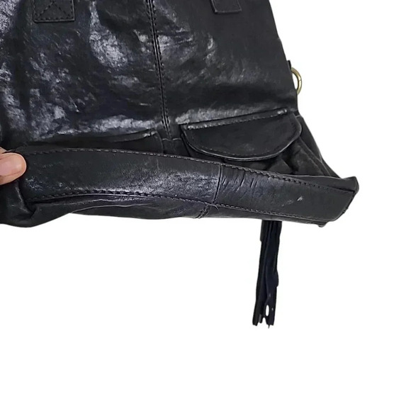 Fossil Modern Cargo Black Soft Leather Bag - Picture 2 of 10